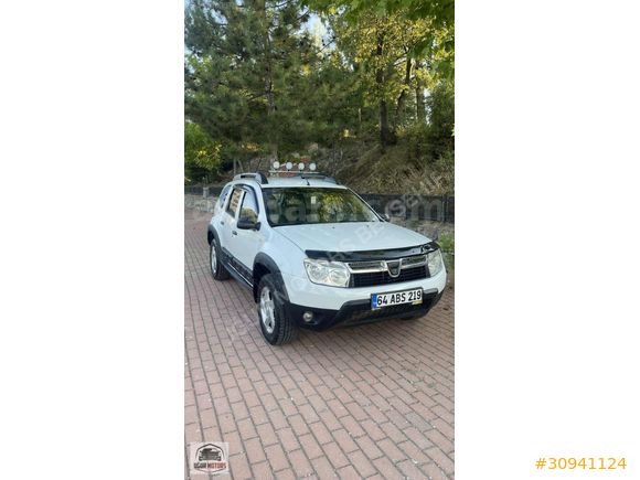 2013 model 4x2 Dacia duster
