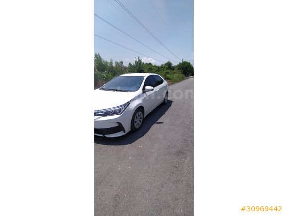 Sahibinden Toyota Corolla 1.33 Life 2017 Model pazarlık payı vardır