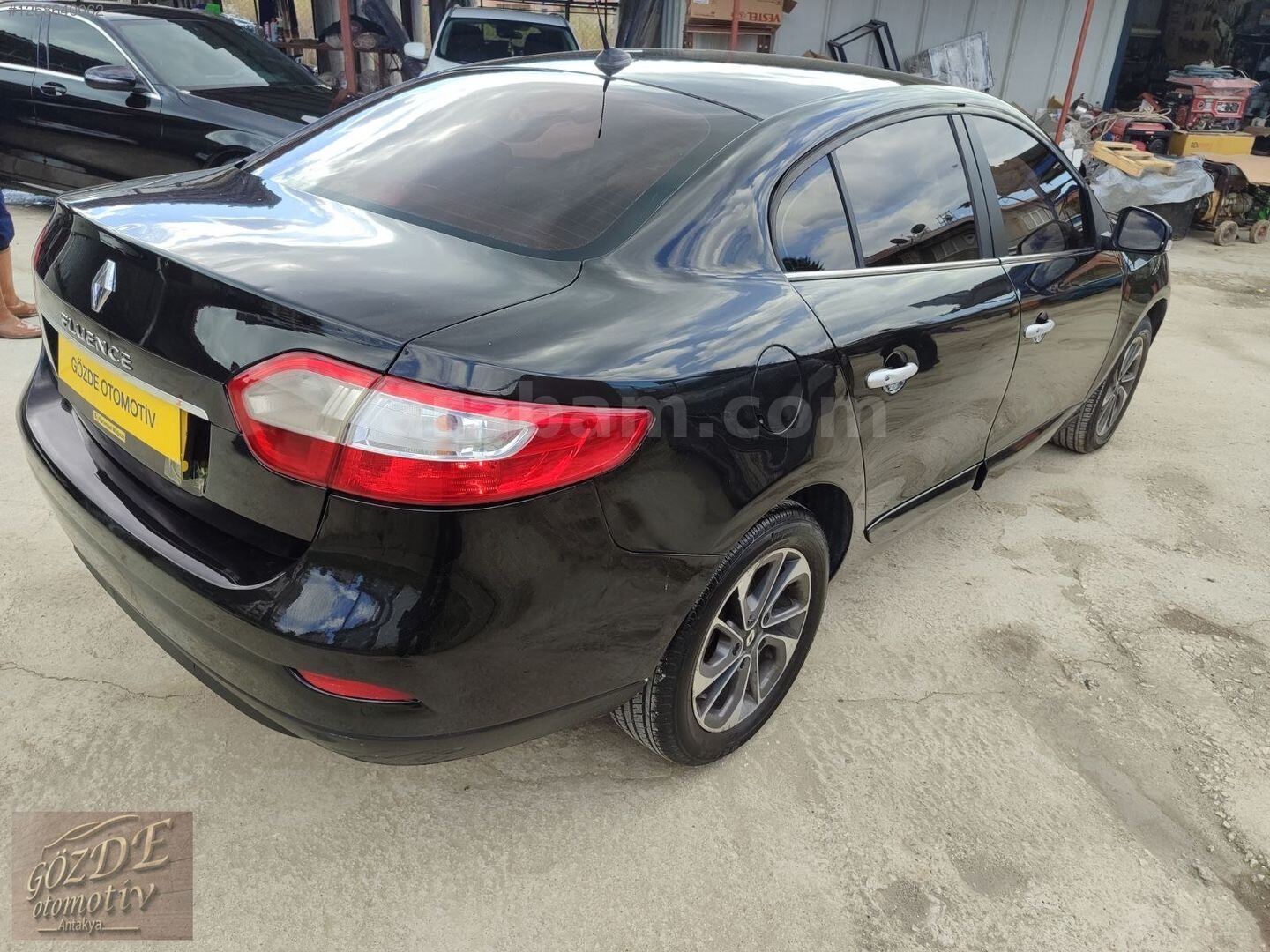 Galeriden Renault Fluence 1.5 dCi Icon 2014 Model Hatay 253.000 km Siyah 6