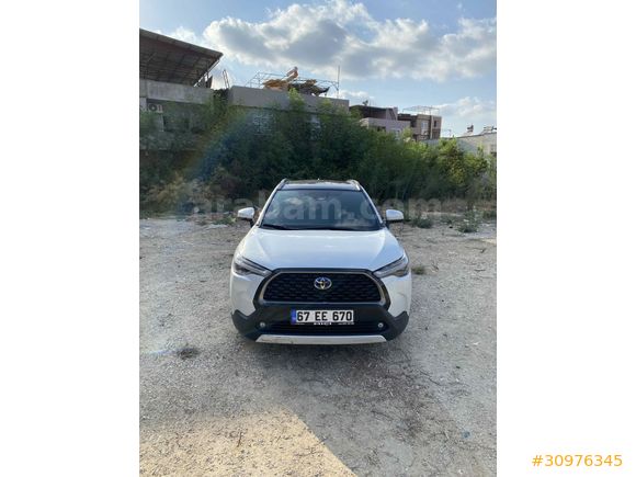 Sahibinden Toyota Corolla Cross 1.8 Passion X-Pack 2023 Model Adana