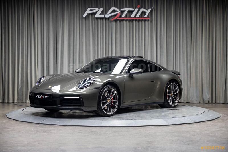 Galeriden Porsche 911 Carrera 4S 2019 Model İstanbul 15.750 km Yeşil