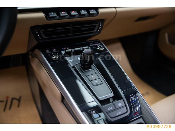 BAYİ 2019 911 CARRERA 4S SOGUTMA_CHRONO_SPOR.EGSOZ_12.980KM