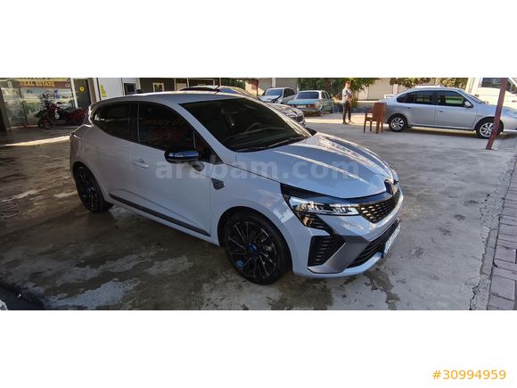 2029 MARTA kadar GARANTİLİ Exper Garantili /Hatasız/Clio 1.0 TCe Techno Esprit Alpine 2024 Model