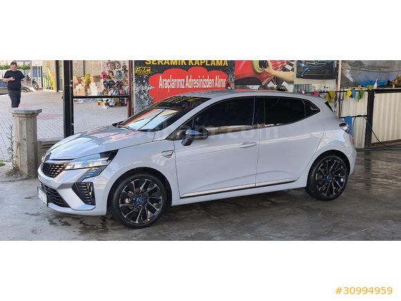 2029 MARTA kadar GARANTİLİ Exper Garantili /Hatasız/Clio 1.0 TCe Techno Esprit Alpine 2024 Model