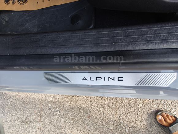 2029 MARTA kadar GARANTİLİ Exper Garantili /Hatasız/Clio 1.0 TCe Techno Esprit Alpine 2024 Model