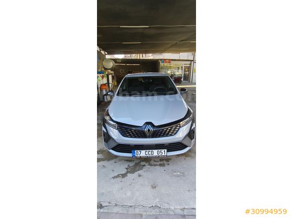 2029 MARTA kadar GARANTİLİ Exper Garantili /Hatasız/Clio 1.0 TCe Techno Esprit Alpine 2024 Model
