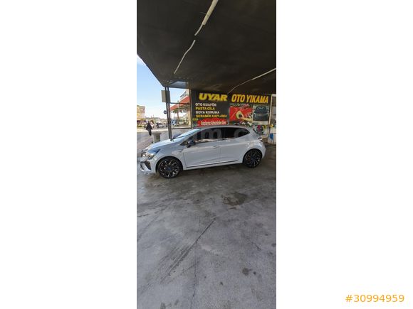 2029 MARTA kadar GARANTİLİ Exper Garantili /Hatasız/Clio 1.0 TCe Techno Esprit Alpine 2024 Model