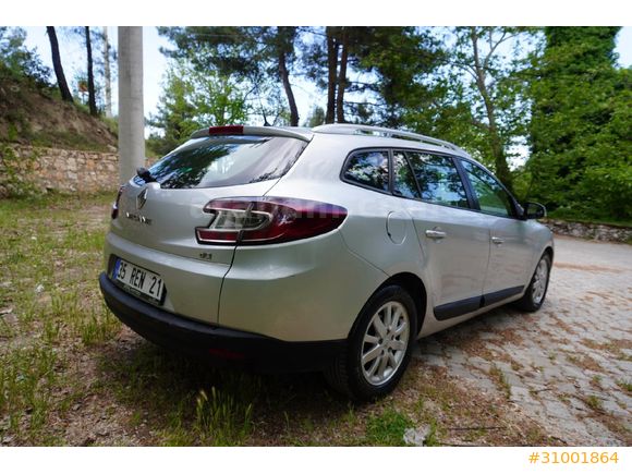 Sahibinden Renault Megane 1.5 dCi Sport Tourer Expression 2011 Model