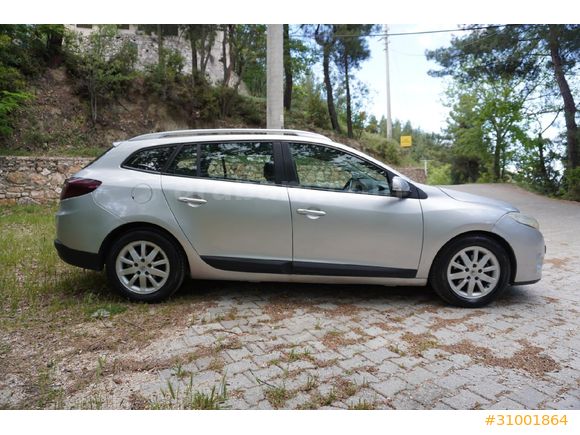 Sahibinden Renault Megane 1.5 dCi Sport Tourer Expression 2011 Model