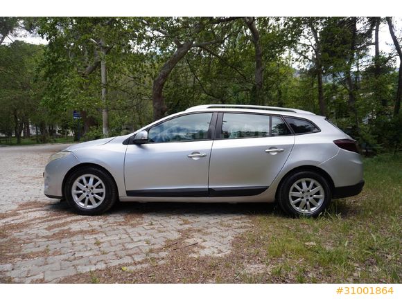 Sahibinden Renault Megane 1.5 dCi Sport Tourer Expression 2011 Model