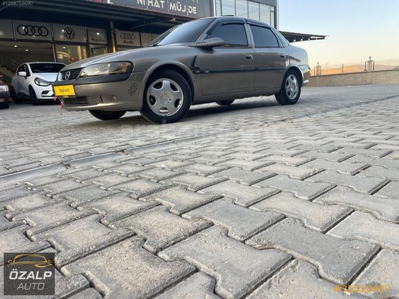ÖZALP AUTO'dan Vectra 98 Sanruf Ful Daha Dolusu Yok