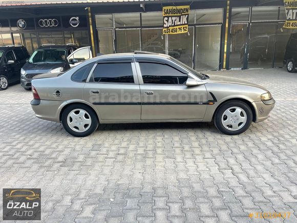 ÖZALP AUTO'dan Vectra 98 Sanruf Ful Daha Dolusu Yok