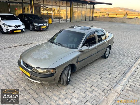 ÖZALP AUTO'dan Vectra 98 Sanruf Ful Daha Dolusu Yok