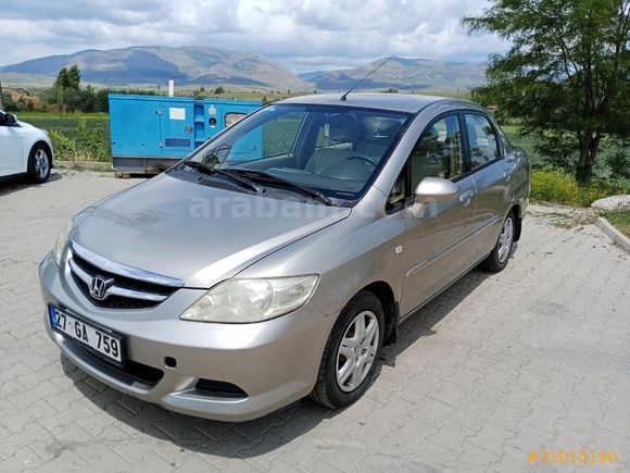 2. Sahibinden, Öğretmenden Temiz Kullanılmış Aile Arabası Honda City