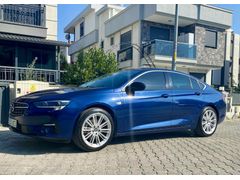 Sahibinden Opel Insignia 1.5 d Edition 2021 Model ELEKTRIKLI BAGAJ GERI GÖRÜŞ KAMERASI 