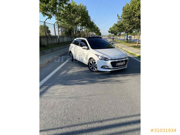 Sahibinden Hyundai i20 1.4 CRDi Style panorama 2017 Model 