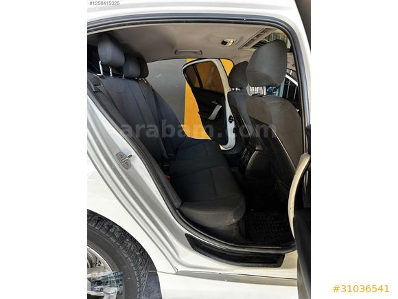 2015 BMW 1.16d JOY PLUS SANRUUF OTOMATİK DİZEL