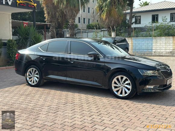 GÜNDEM'DEN 2017 MODEL SKODA SUPERB PRESTİGE CAM TAVAN