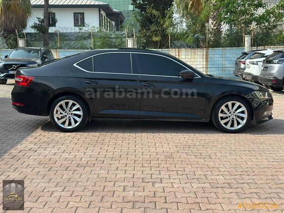 GÜNDEM'DEN 2017 MODEL SKODA SUPERB PRESTİGE CAM TAVAN