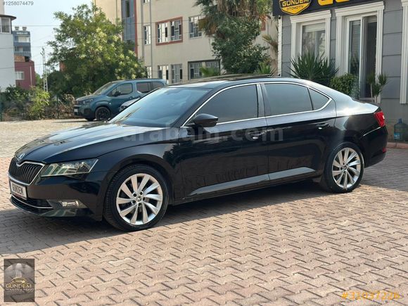 GÜNDEM'DEN 2017 MODEL SKODA SUPERB PRESTİGE CAM TAVAN