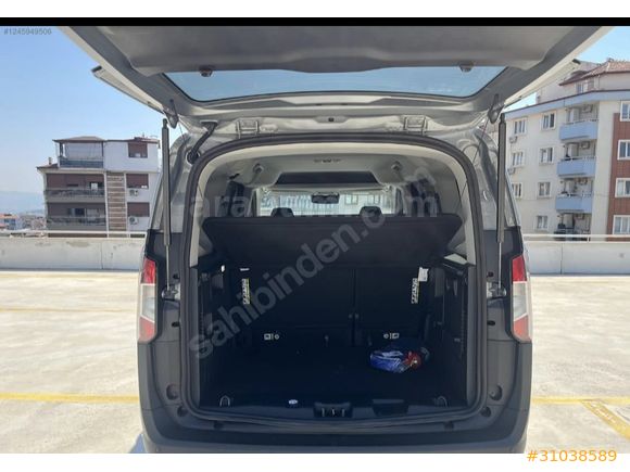 LİON CAR RENTAL DAN FİLO KİRALAMA SIFIR ARAÇLARIMIZLA FORD Tourneo Courier İzmir