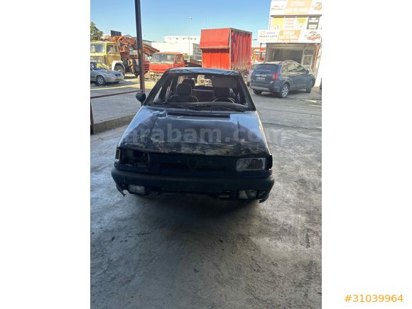 1996 model gözüken hasar
