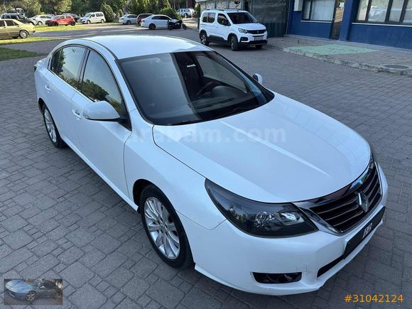 2014 MODEL LATITUDE EXPRESSION MAKYAJLI KASA DİZEL OTOMATİK