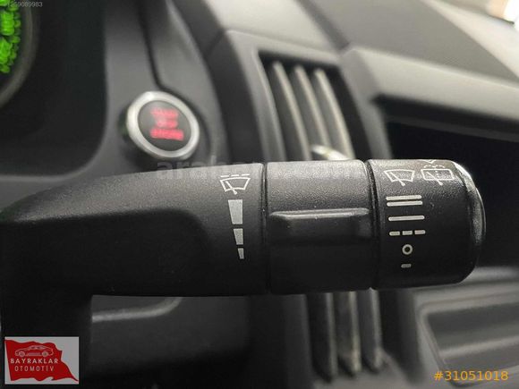 BAYRAKLAR'DAN 2009 FREELANDER 2.2 TD4 XS 98.000 KM