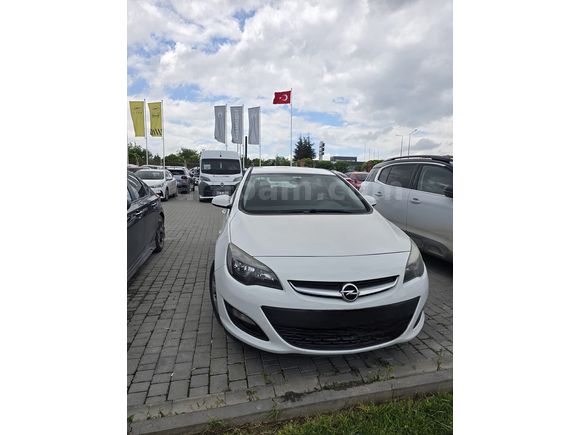 Öğretim Üyesinden ilk el, kazasız, 36 bin km, Opel Astra 1.6 Edition 2013 Model 