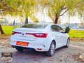 Renault Megane | Şoförlü Şoförsüz | Günlük Aylık Araç Kiralama