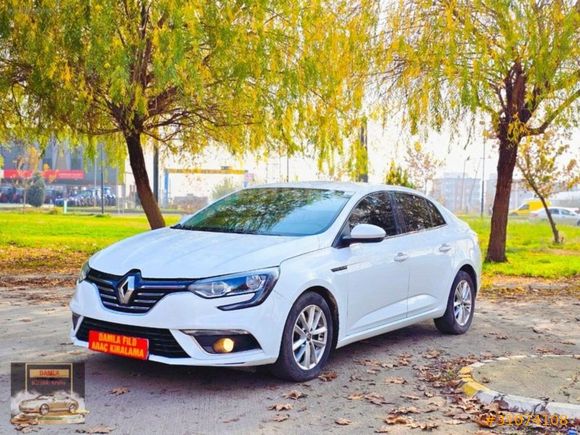 Renault Megane | Şoförlü Şoförsüz | Günlük Aylık Araç Kiralama