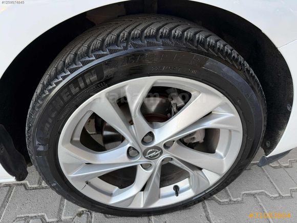OTOBER 2017 OPEL ASTRA DYNAMİC HATASIZ