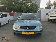 Volkswagen Passat 1.8 Comfortline