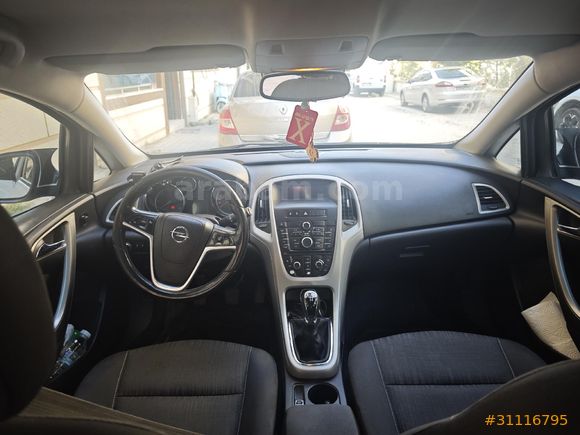 Sahibinden Opel Astra 1.3 CDTI ecoFLEX 2011 Model