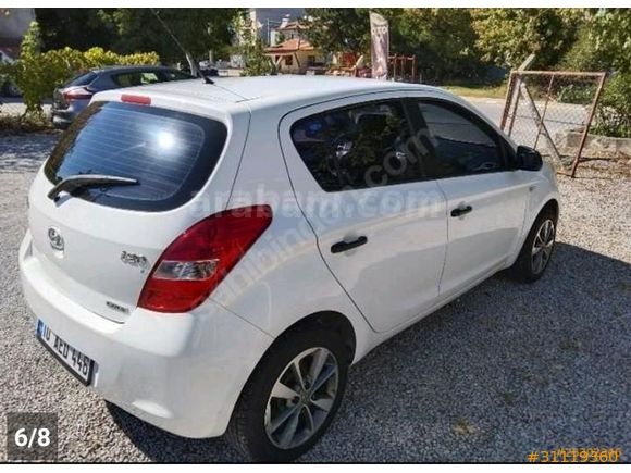Hyundai i20 1.4 CRDi Team 2011 Model