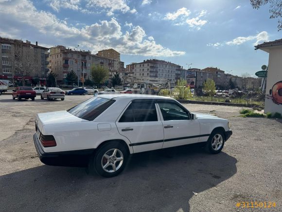 Sahibinden Mercedes - Benz 200 E   Model 1988