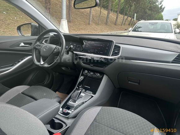 28 bin km de garantili Opel Grandland