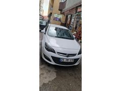 Cok temiz 58 binde arka sag kapi boyali harici hatasiz