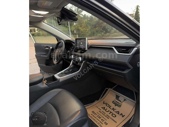 2022 MODEL HATASIZ 4X4 TOYOTA RAV4