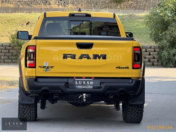 LUSSO GARAJ'dn TÜRKİYE TEK DODGE RAM TRX 6.2 710hp SÜPERCHARGER