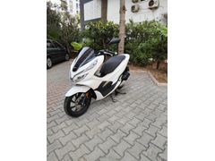 İLK SAHİBİNDEN HATASIZ KAZASIÇ ÇİZİKSİZ Honda PCX 125