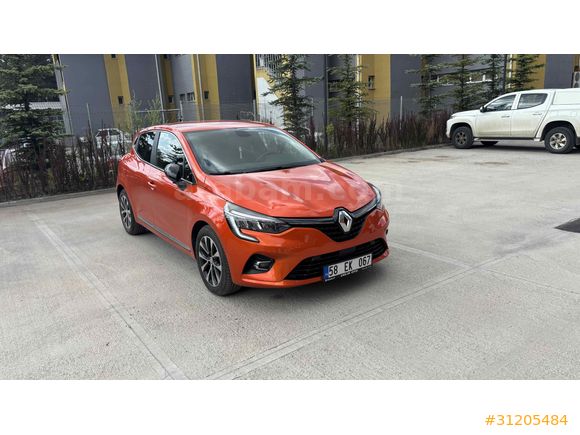 Sahibinden Renault Clio 1.0 TCe Icon 2023 Model 