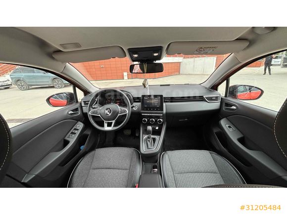 Sahibinden Renault Clio 1.0 TCe Icon 2023 Model 