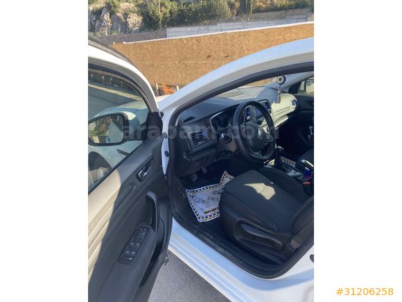 Sahibinden Renault Megane 1.6 Joy 2016 Model 