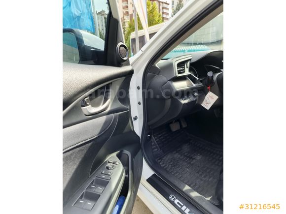 Honda Civic otomatik 1.6 i-VTEC Elegance-LPG'li