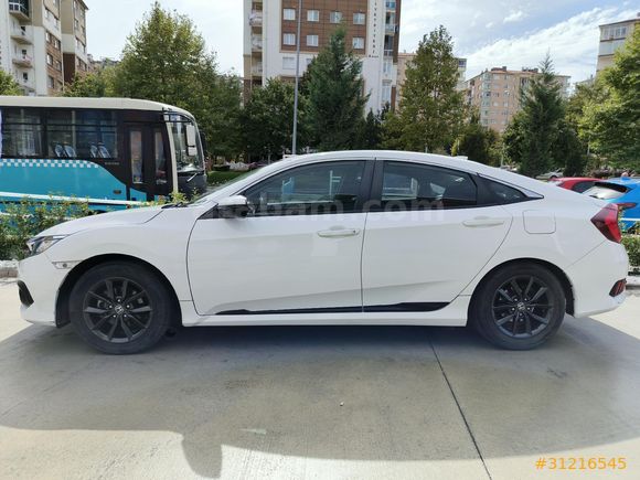 Honda Civic otomatik 1.6 i-VTEC Elegance-LPG'li