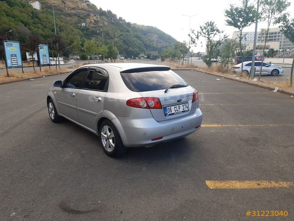 ''2009'' Model LACETTİ SX Temiz Masrafsız Aile Aracı