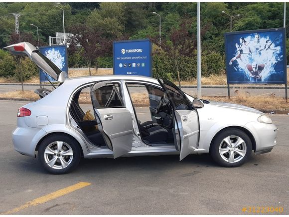 ''2009'' Model LACETTİ SX Temiz Masrafsız Aile Aracı
