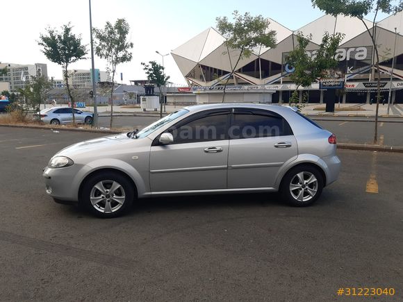''2009'' Model LACETTİ SX Temiz Masrafsız Aile Aracı