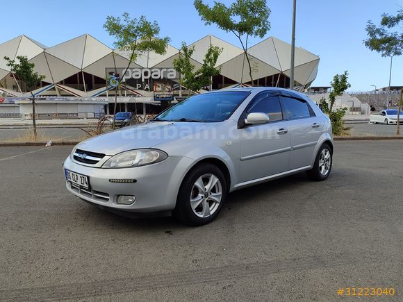 ''2009'' Model LACETTİ SX Temiz Masrafsız Aile Aracı